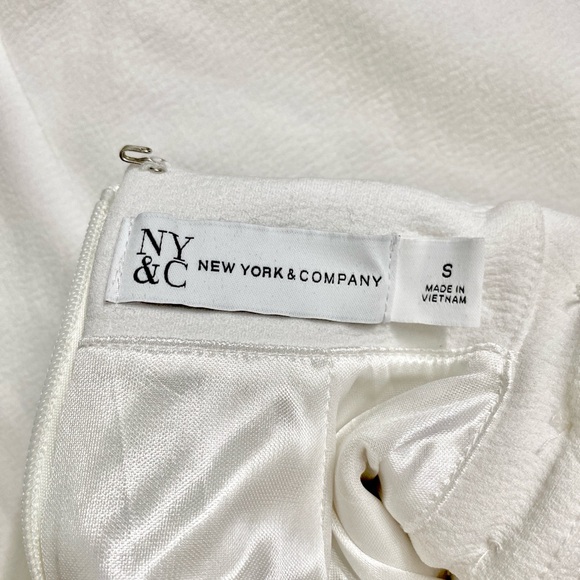 💥 Sale!
✨ New York & Company White Dress with Gold Buttons | Size S - Picture 2 of 6